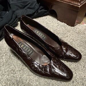 Amalfi Women's Dark Brown Croc-Embossed Heels